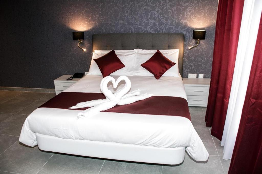 Fisherman'S Cove Guesthouse Марсахлок Екстериор снимка